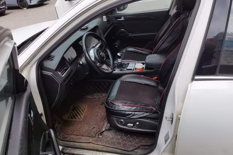 Used Zotye T600 2016 Sport Edition 1.5T Manual Prestige Model Left Front Seat