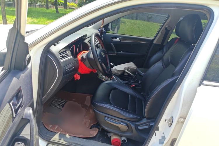 Used Zotye T600 2016 1.5T Manual Luxury Model Left Front Seat