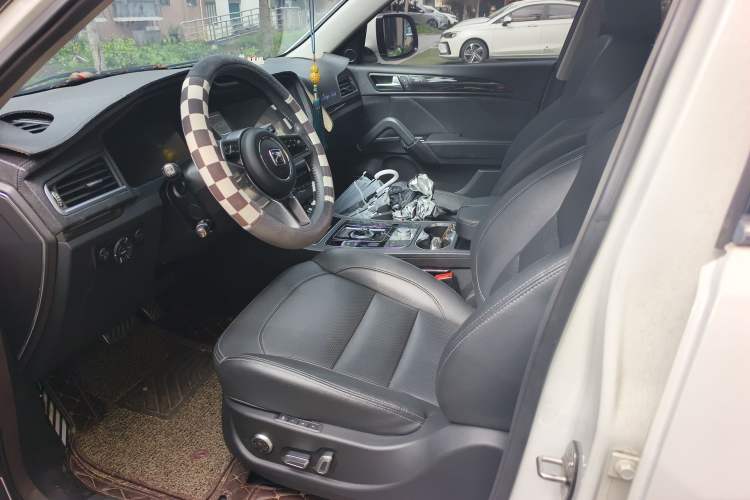 Used Zotye T600 2016 Sport Edition 2.0T DCT Prestige Model Left Front Seat