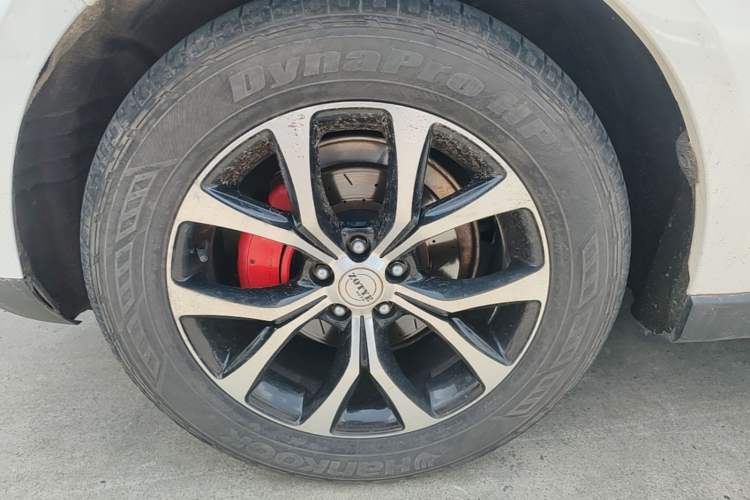 Used Zotye T600 2016 Sport Edition 2.0T DCT Prestige Model Left Front Wheel Hub