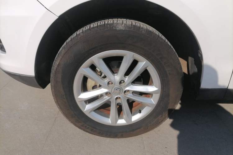 Used Zotye T600 2016 1.5T Manual Elite Edition Left Front Wheel Hub