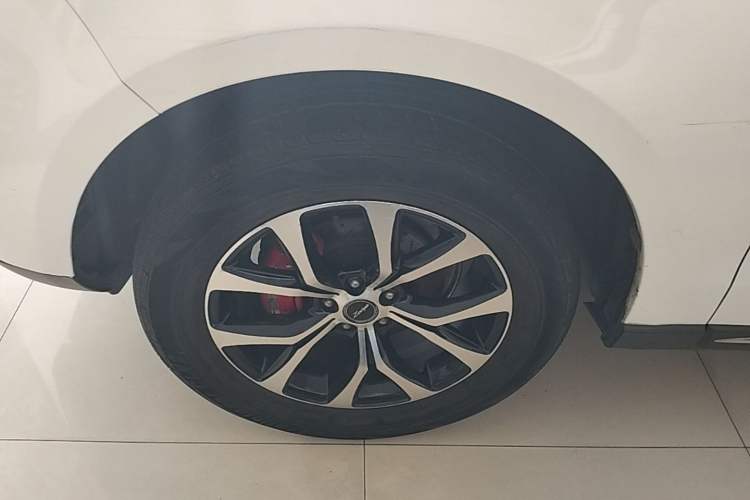Used Zotye T600 2016 Sport Edition 1.5T Manual Luxury Model Left Front Wheel Hub