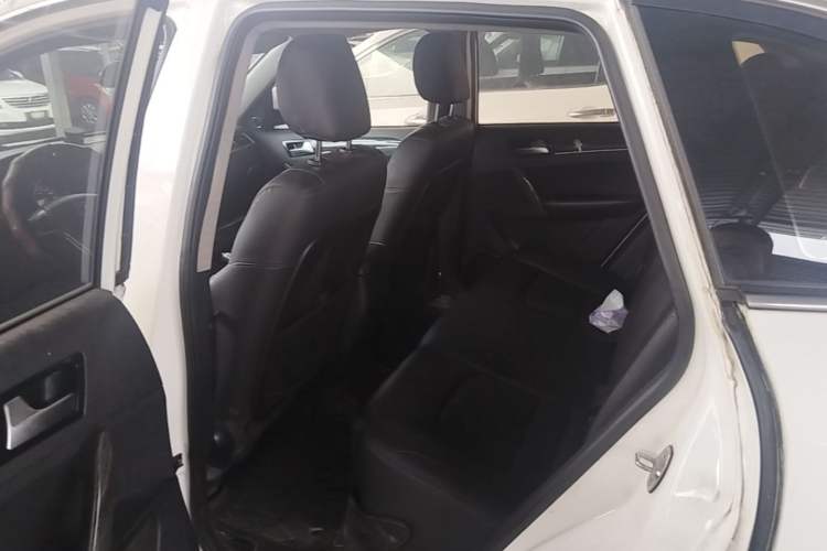 Used Zotye T600 2016 1.5T Manual Luxury Model Left Rear Seat