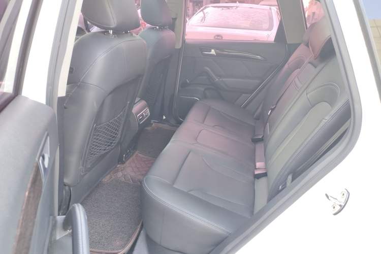 Used Zotye T600 2016 Sport Edition 2.0T DCT Prestige Model Left Rear Seat