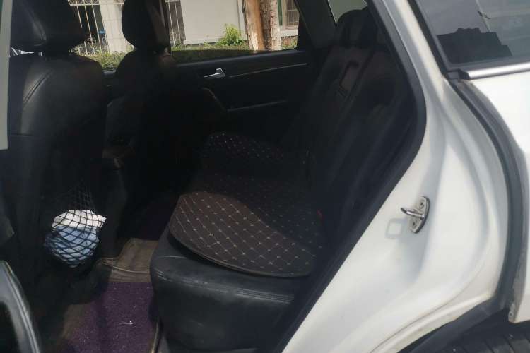 Used Zotye T600 2016 1.5T Manual Luxury Edition Left Rear Seat