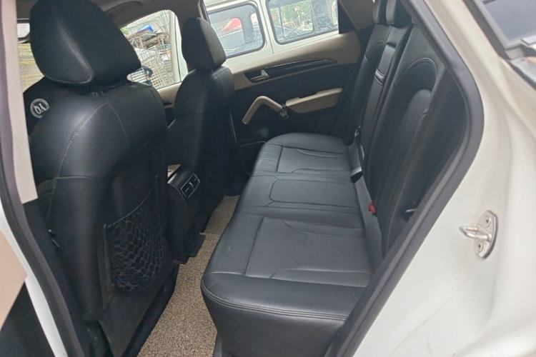 Used Zotye T600 2016 Sport Edition 2.0T DCT Prestige Model Left Rear Seat