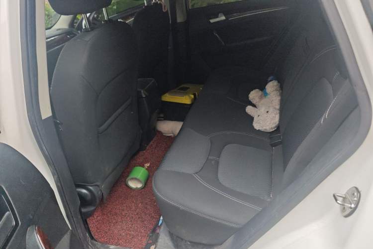 Used Zotye T600 2016 1.5T Manual Elite Edition Left Rear Seat