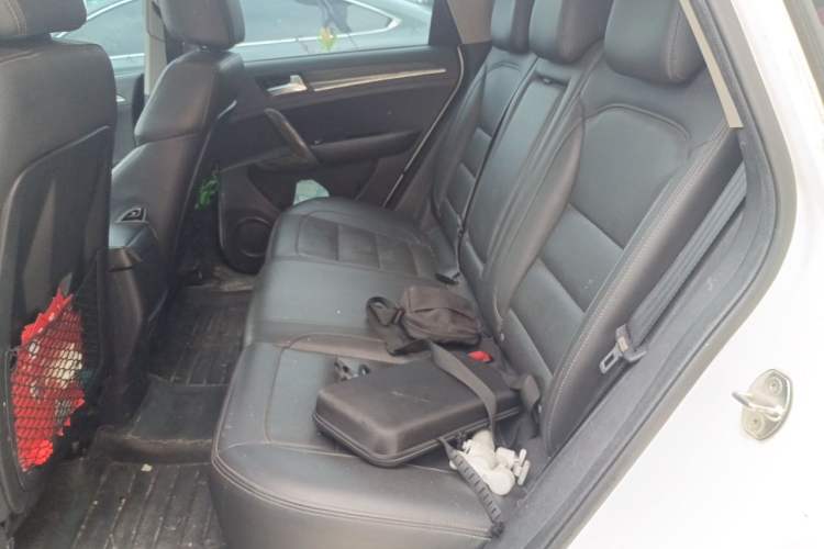 Used Zotye T600 2016 1.5T Manual Luxury Edition Left Rear Seat