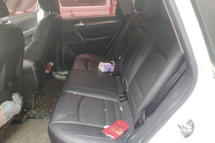 Used Zotye T600 2016 1.5T Manual Luxury Model Left Rear Seat