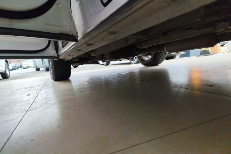 Used Zotye T600 2016 Sports Edition 1.5T Manual Luxury Model Left Side Sill