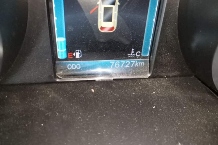 Used Zotye T600 2016 Sport Edition 1.5T Manual Luxury Model Odometer Close Up