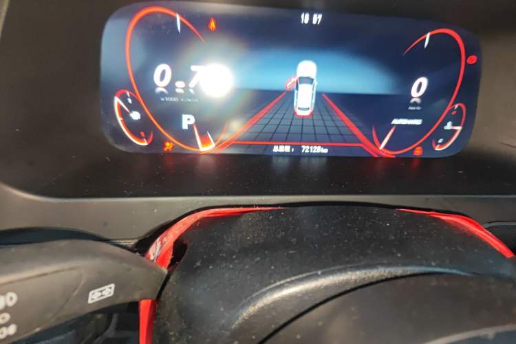 Used Zotye T600 2016 Sport Edition 2.0T DCT Prestige Model Odometer Close Up