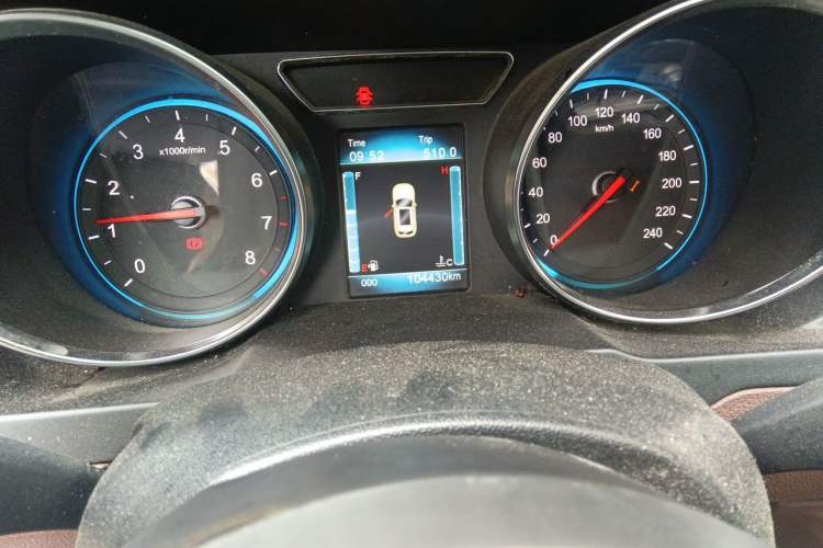 Used Zotye T600 2016 Sport Edition 1.5T Manual Luxury Model Odometer Close Up