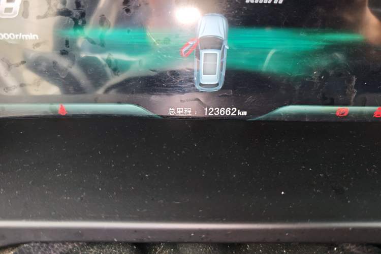 Used Zotye T600 2016 Sport Edition 2.0T DCT Prestige Model Odometer Close Up