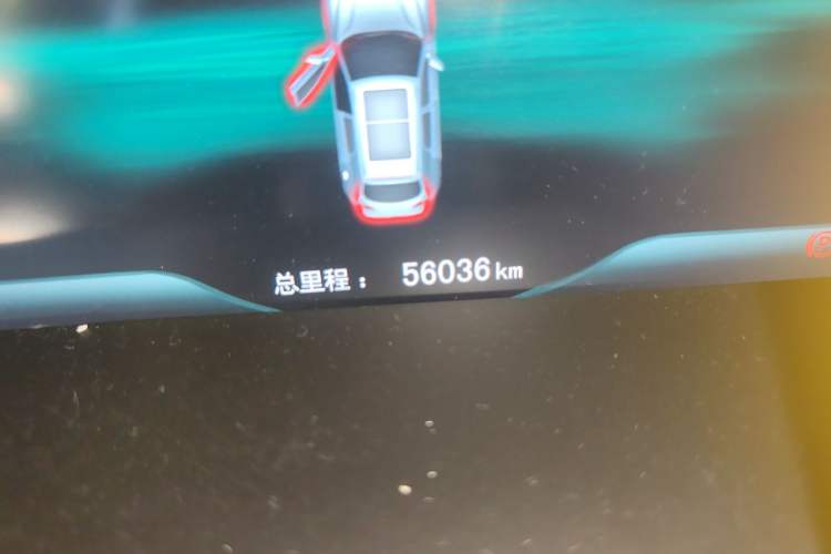 Used Zotye T600 2016 Sport Edition 2.0T DCT Prestige Model Odometer Close Up