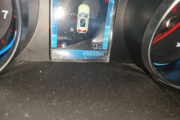 Used Zotye T600 2016 Sport Edition 1.5T Manual Luxury Model Odometer Close Up