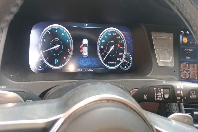 Used Zotye T600 2016 Sport Edition 2.0T DCT Prestige Model Odometer Close Up