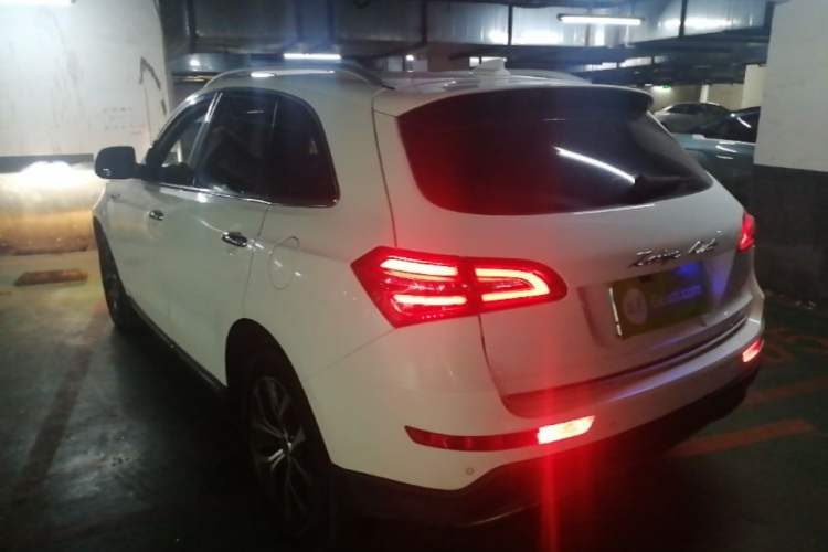 Used Zotye T600 2016 Sport Edition 2.0T DCT Prestige Model Rear Left 45 Deg