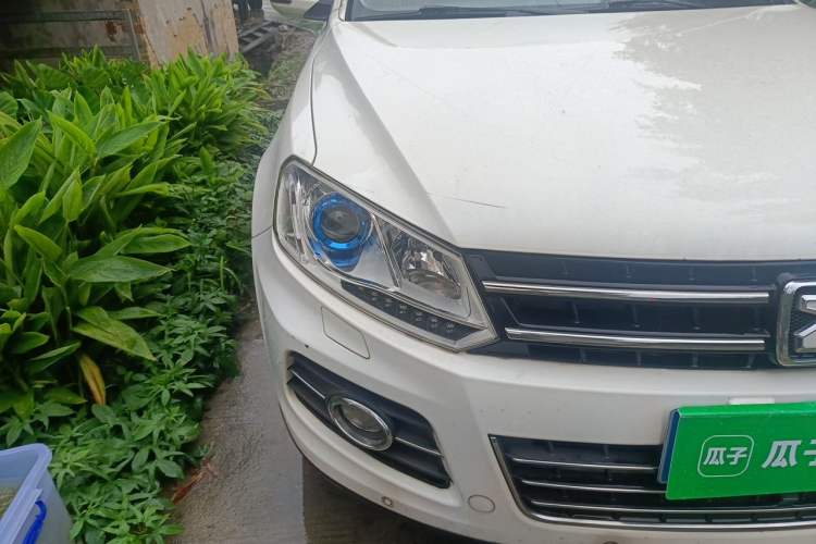 Used Zotye T600 2016 1.5T Manual Luxury Edition Right Front Headlight