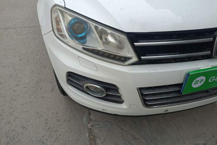 Used Zotye T600 2016 1.5T Manual Luxury Model Right Front Headlight