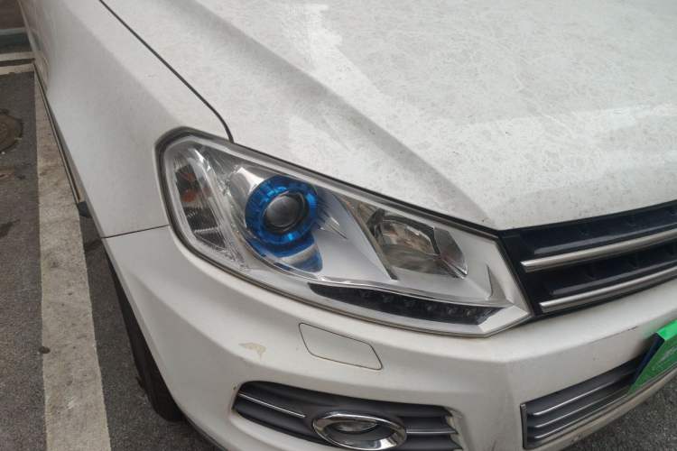 Used Zotye T600 2016 1.5T Manual Luxury Model Right Front Headlight