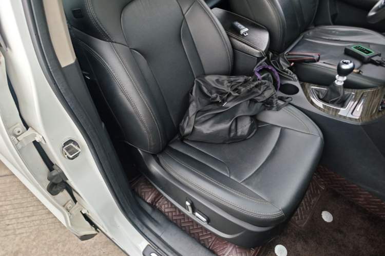 Used Zotye T600 2016 1.5T Manual Luxury Edition Right Front Seat