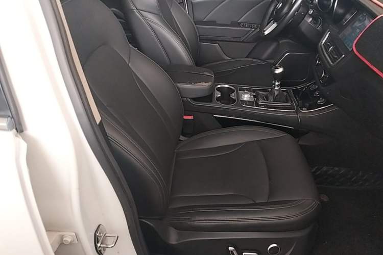 Used Zotye T600 2016 Sport Edition 1.5T Manual Luxury Model Right Front Seat