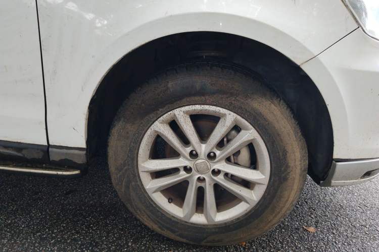 Used Zotye T600 2016 1.5T Manual Elite Edition Right Front Wheel Hub