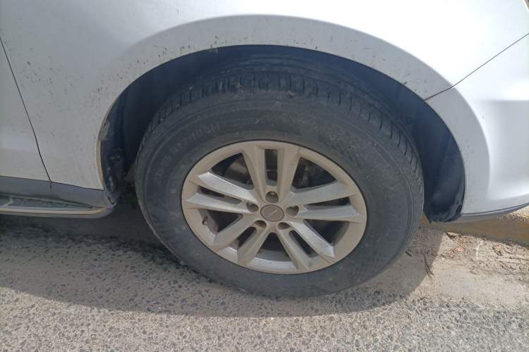 Used Zotye T600 2016 1.5T Manual Elite Edition Right Front Wheel Hub