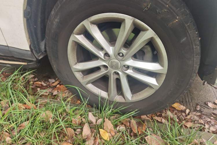 Used Zotye T600 2016 1.5T Manual Elite Edition Right Front Wheel Hub