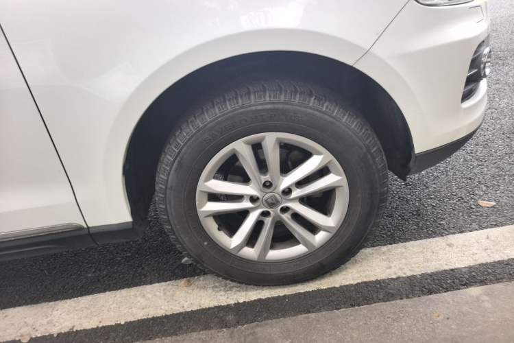 Used Zotye T600 2016 1.5T Manual Elite Edition Right Front Wheel Hub