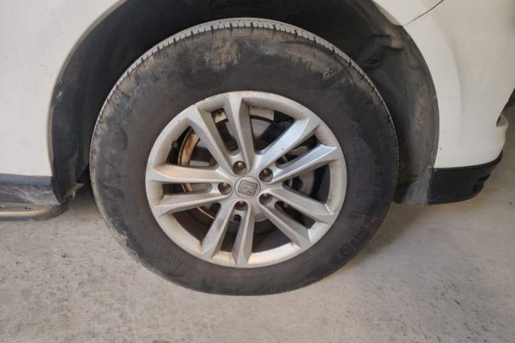 Used Zotye T600 2016 1.5T Manual Luxury Edition Right Front Wheel Hub