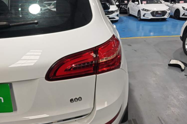 Used Zotye T600 2016 Sports Edition 1.5T Manual Luxury Model Right Rear Taillight