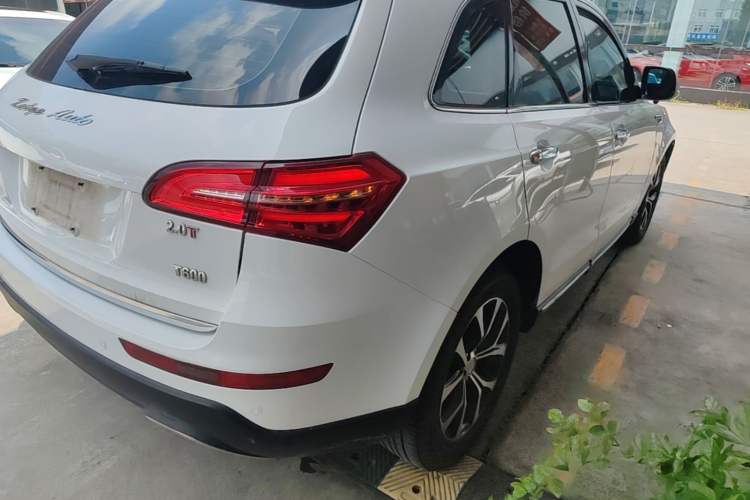 Used Zotye T600 2016 Sport Edition 2.0T DCT Prestige Model Right Rear Taillight