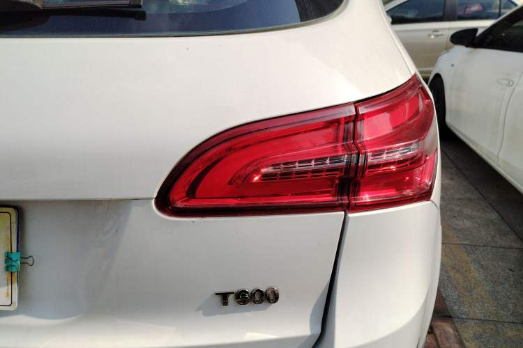 Used Zotye T600 2016 Sport Edition 1.5T Manual Luxury Model Right Rear Taillight
