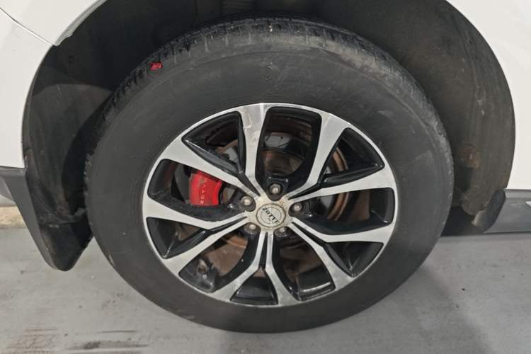 Used Zotye T600 2016 Sports Edition 1.5T Manual Luxury Model Right Rear Wheel Hub