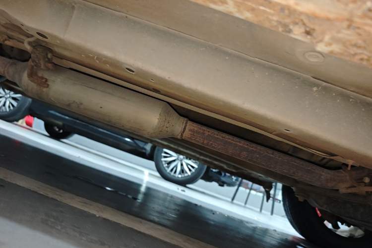 Used Zotye T600 2016 Sports Edition 1.5T Manual Luxury Model Right Side Sill