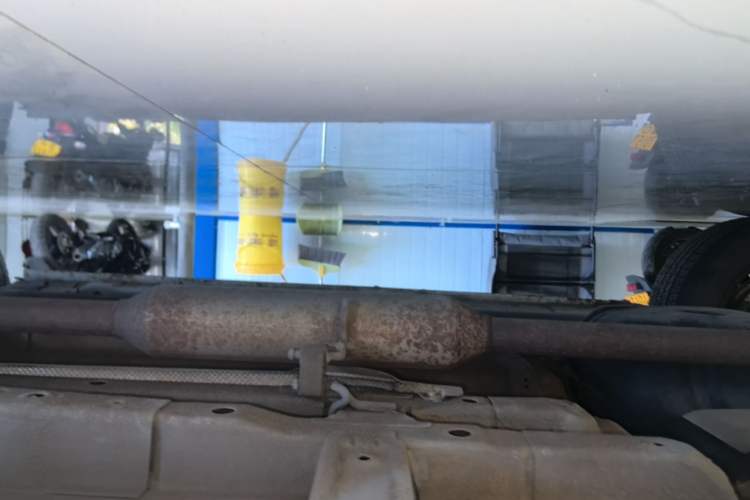 Used Zotye T600 2016 2.0T DCT Prestige Edition Right Side Sill