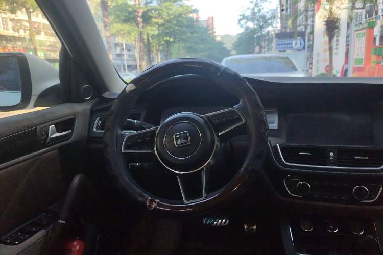 Used Zotye T600 2016 Sport Edition 2.0T DCT Prestige Model Steering Wheel