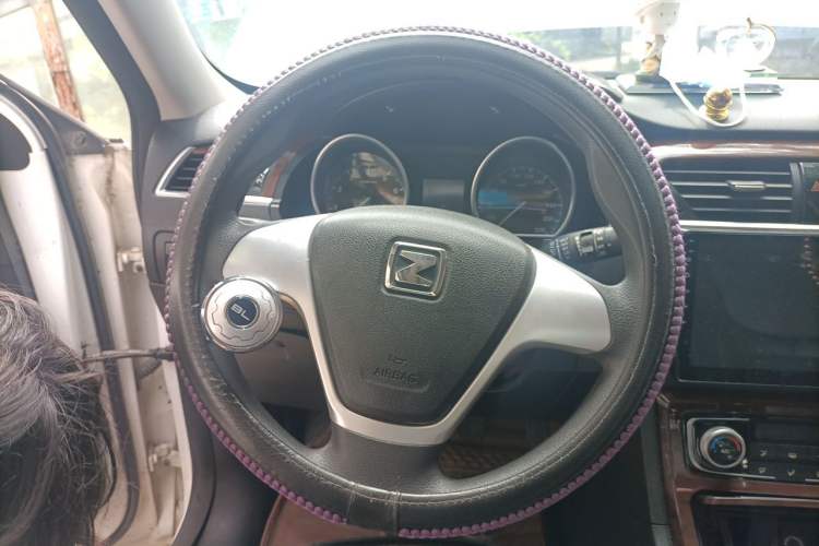 Used Zotye T600 2016 1.5T Manual Elite Edition Steering Wheel