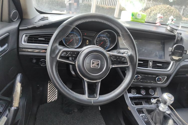 Used Zotye T600 2016 Sport Edition 1.5T Manual Luxury Model Steering Wheel