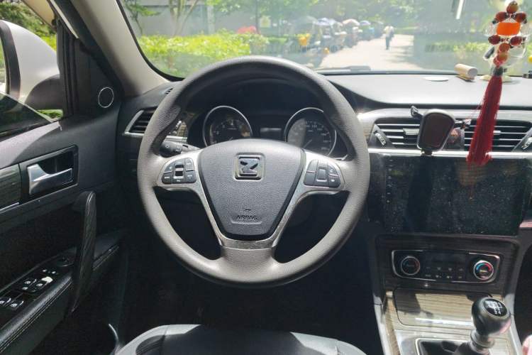 Used Zotye T600 2016 1.5T Manual Luxury Edition Steering Wheel