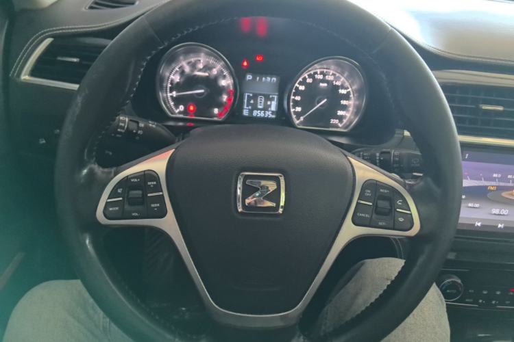 Used Zotye T600 2016 2.0T DCT Prestige Edition Steering Wheel