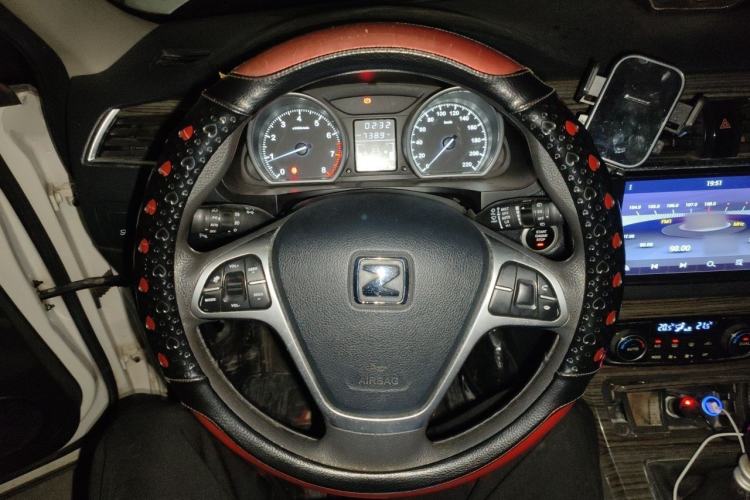 Used Zotye T600 2016 1.5T Manual Luxury Edition Steering Wheel