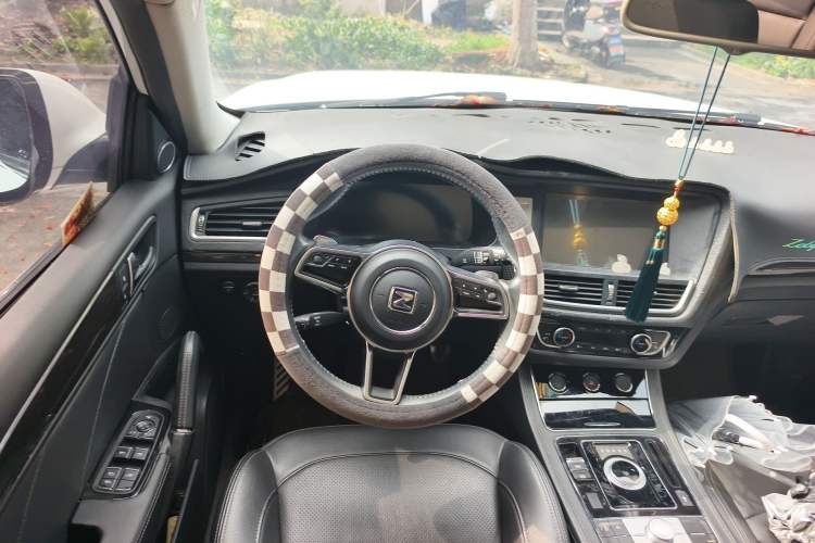 Used Zotye T600 2016 Sport Edition 2.0T DCT Prestige Model Steering Wheel