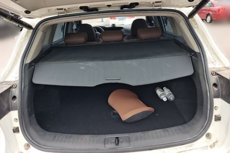 Used Zotye T600 2016 Sport Edition 2.0T DCT Luxury Model Trunk