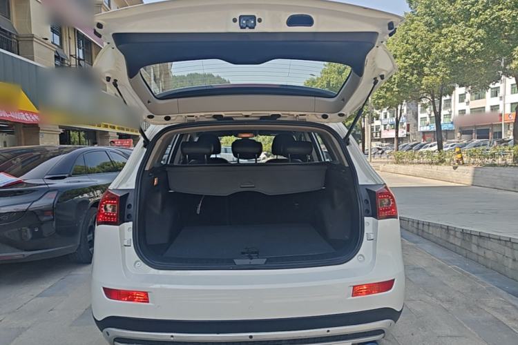 Used Zotye T600 2016 1.5T Manual Luxury Edition Trunk