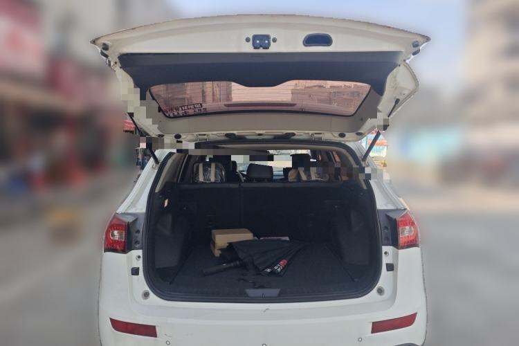 Used Zotye T600 2016 Sports Edition 1.5T Manual Luxury Model Trunk