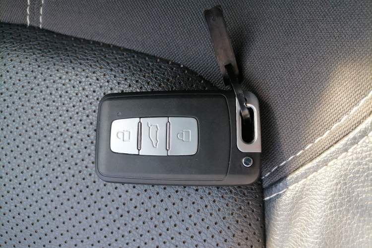Used Zotye T600 2016 1.5T Manual Elite Edition Vehicle Key