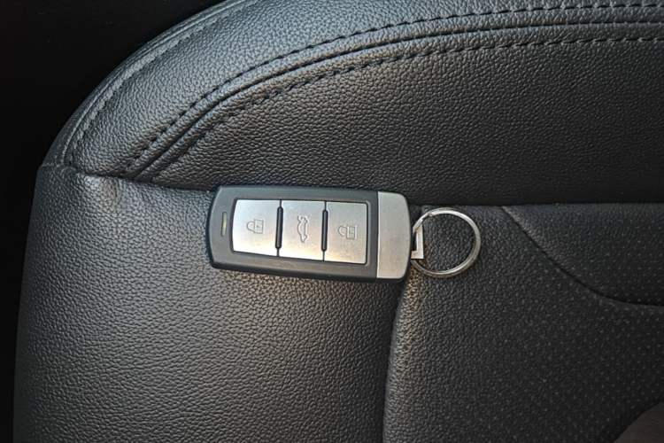 Used Zotye T600 2016 1.5T Manual Luxury Edition Vehicle Key